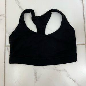 Lululemon sports bra size 4